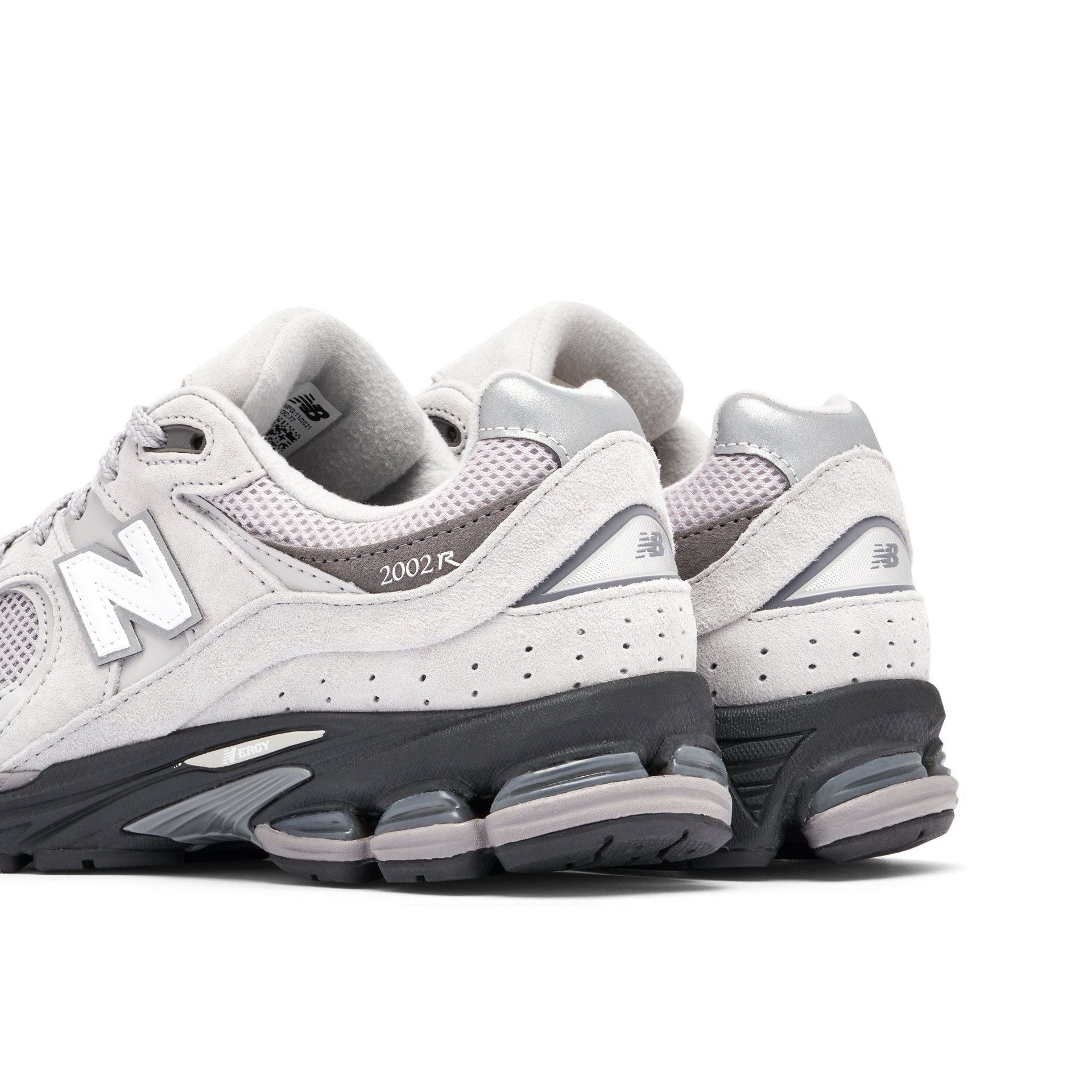 NB 2002R Grey/Black